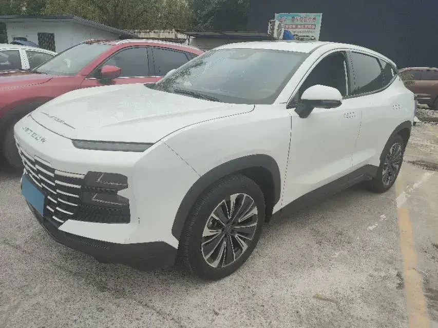 2022 Jetour DASHING 1.6T 197HP L4 7DCT