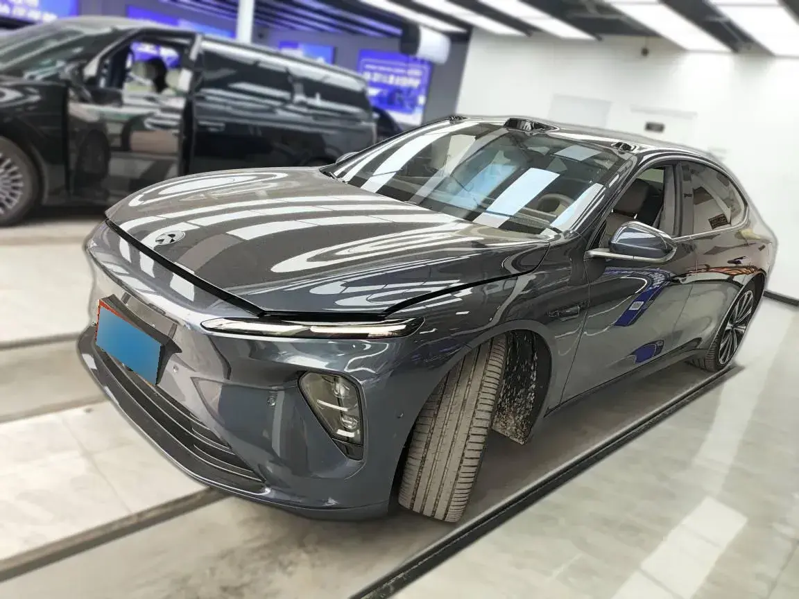 2024 NIO ET7 BEV 75KWH