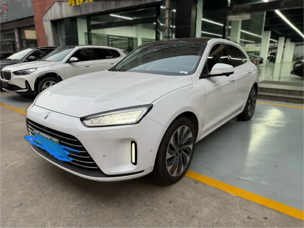 2022 HIMA AITO M5 Range Extended 125HP REEV 40KWH