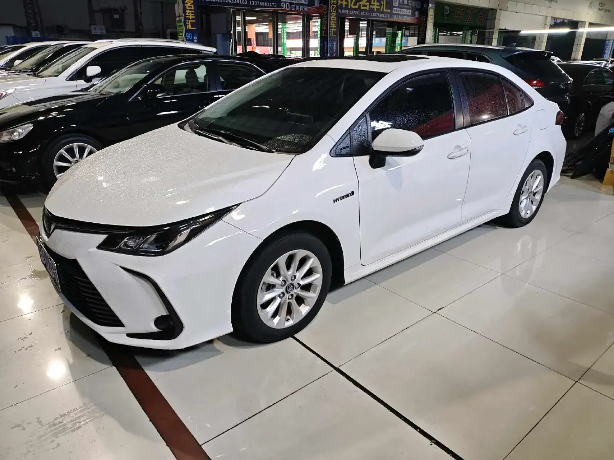 2021 Toyota Corolla 1.8L 98HP L4 E-CVT Hybrid