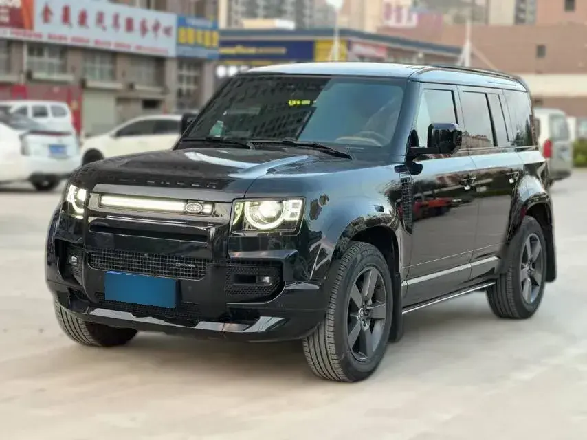 2024 Land Rover Defender 3.0T 400HP L6 8AT