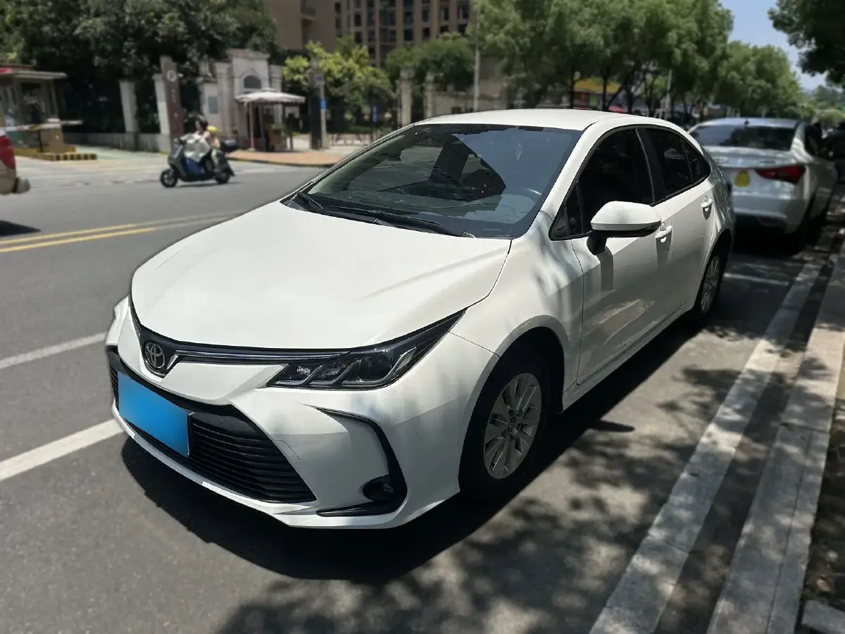 2022 Toyota Corolla 1.2T 116HP L4 CVT