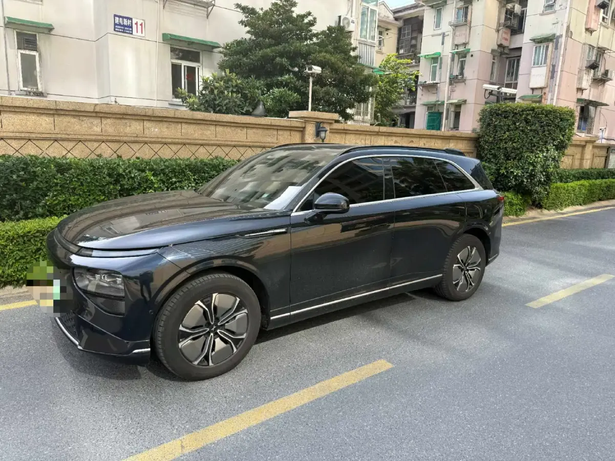 2022 Xpeng G9 BEV 98KWH