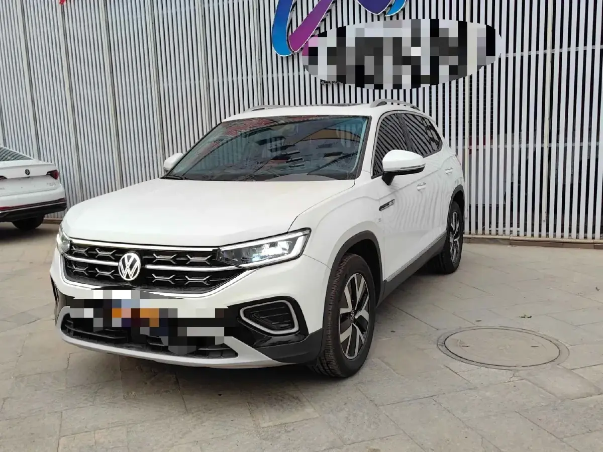 2023 Volkswagen Tayron 2.0T 186HP L4 7DCT