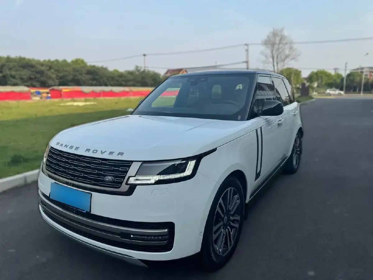 2023 Land Rover Range Rover 3.0T 360HP L6 8AT