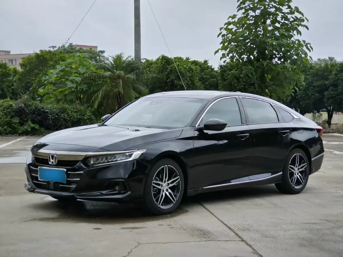 2022 Honda Accord 1.5T 194HP L4 CVT