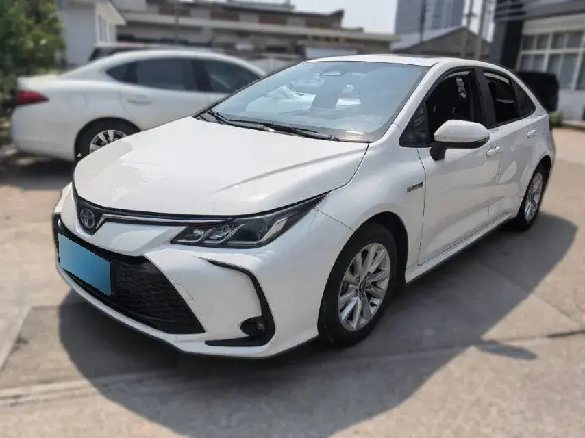 2023 Toyota Corolla 1.8L 98HP L4 E-CVT Hybrid