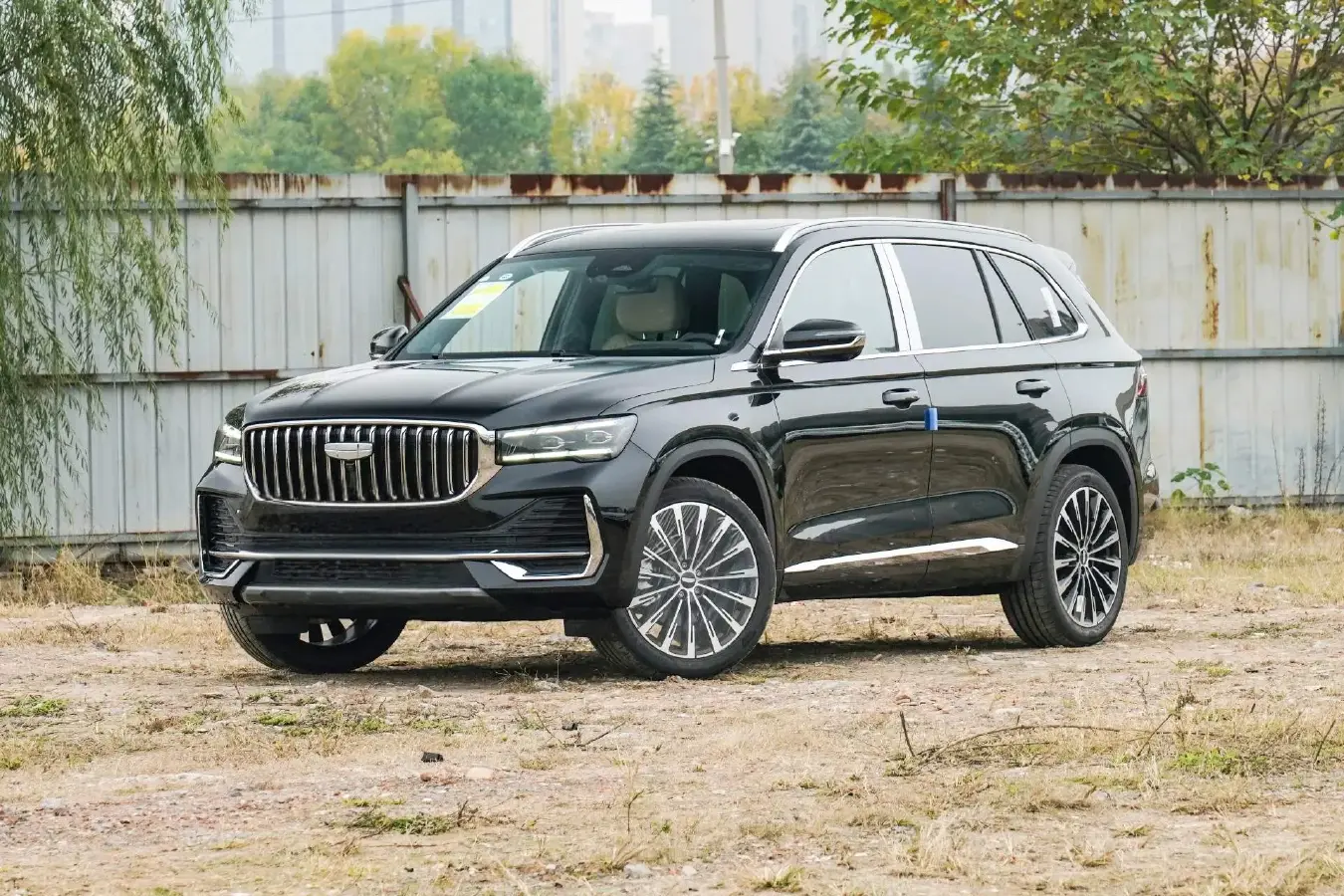 2025 Geely Monjaro 2.0T 238HP L4 8AT