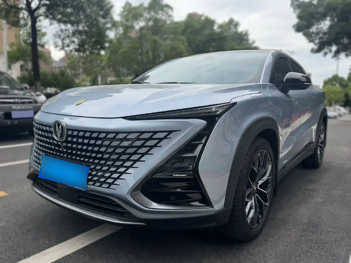 2020 ChangAn UNI-T 1.5T 180HP L4 7DCT