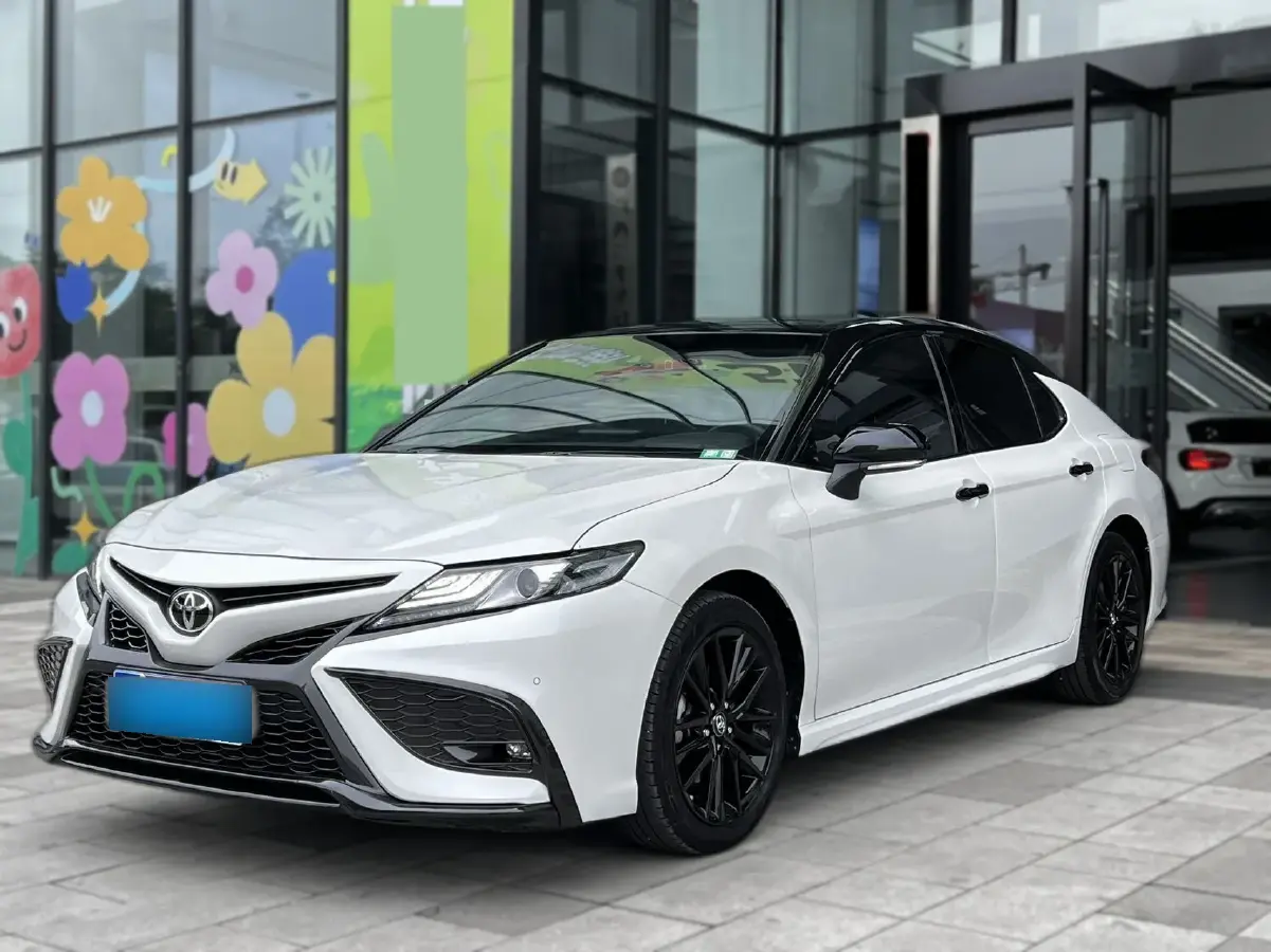 2022 Toyota Camry 2.0L 178HP L4 CVT