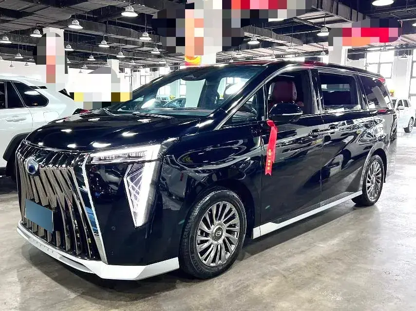 2023 GAC Trumpchi M8 2.0T 190HP L4 E-CVT Hybrid