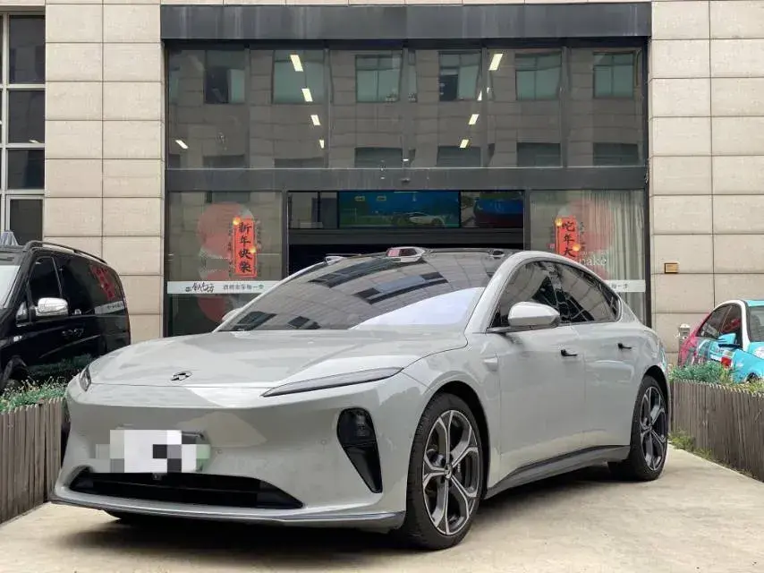 2022 NIO ET5 BEV 75KWH