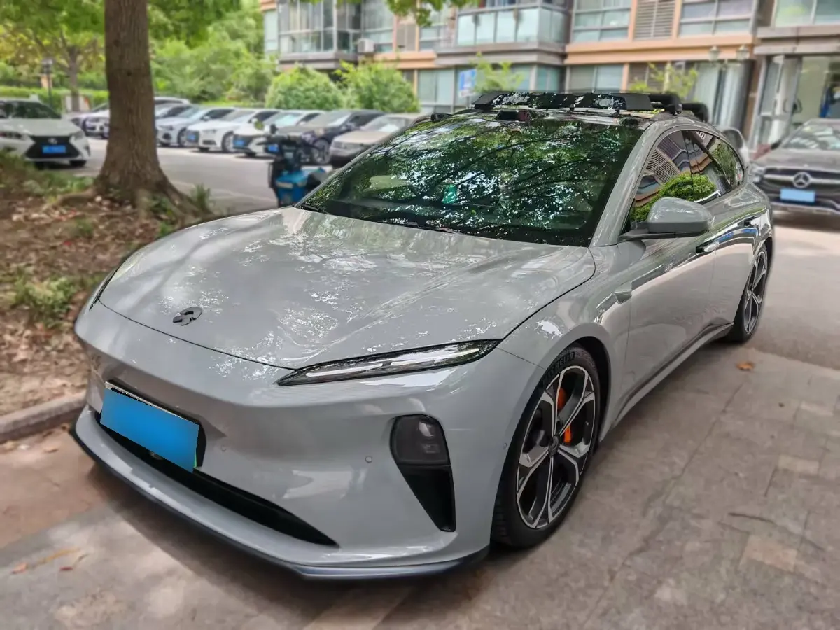 2023 NIO ET5T BEV 75KWH