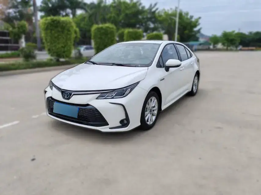 2023 Toyota Corolla 1.8L 98HP L4 E-CVT Hybrid