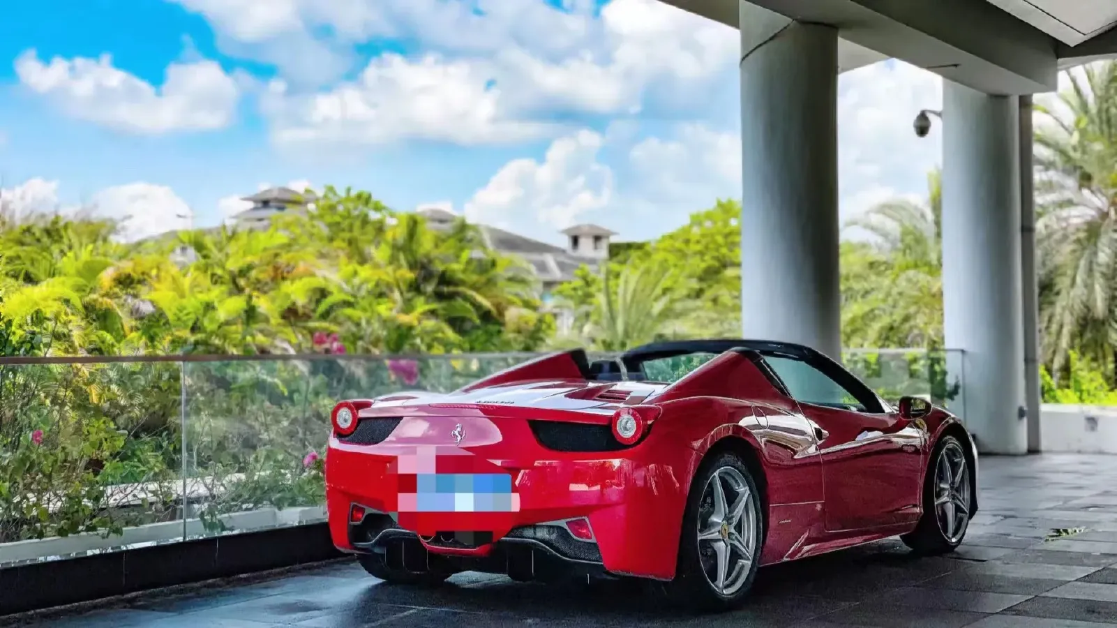 2013 Ferrari 458 4.5L 570HP V8 7DCT,autocango,china used car exporter,china ev exporter,chinese used car exporter,chinese used ev exporter