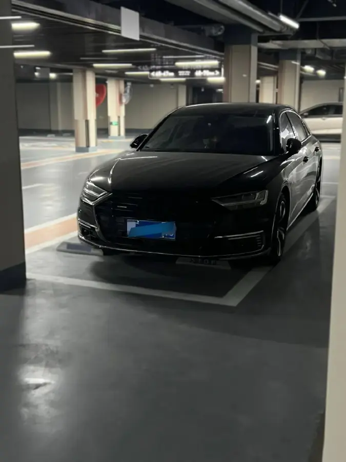 2022 Audi A8 3.0T 340HP V6 8AT PHEV 14.1KWH