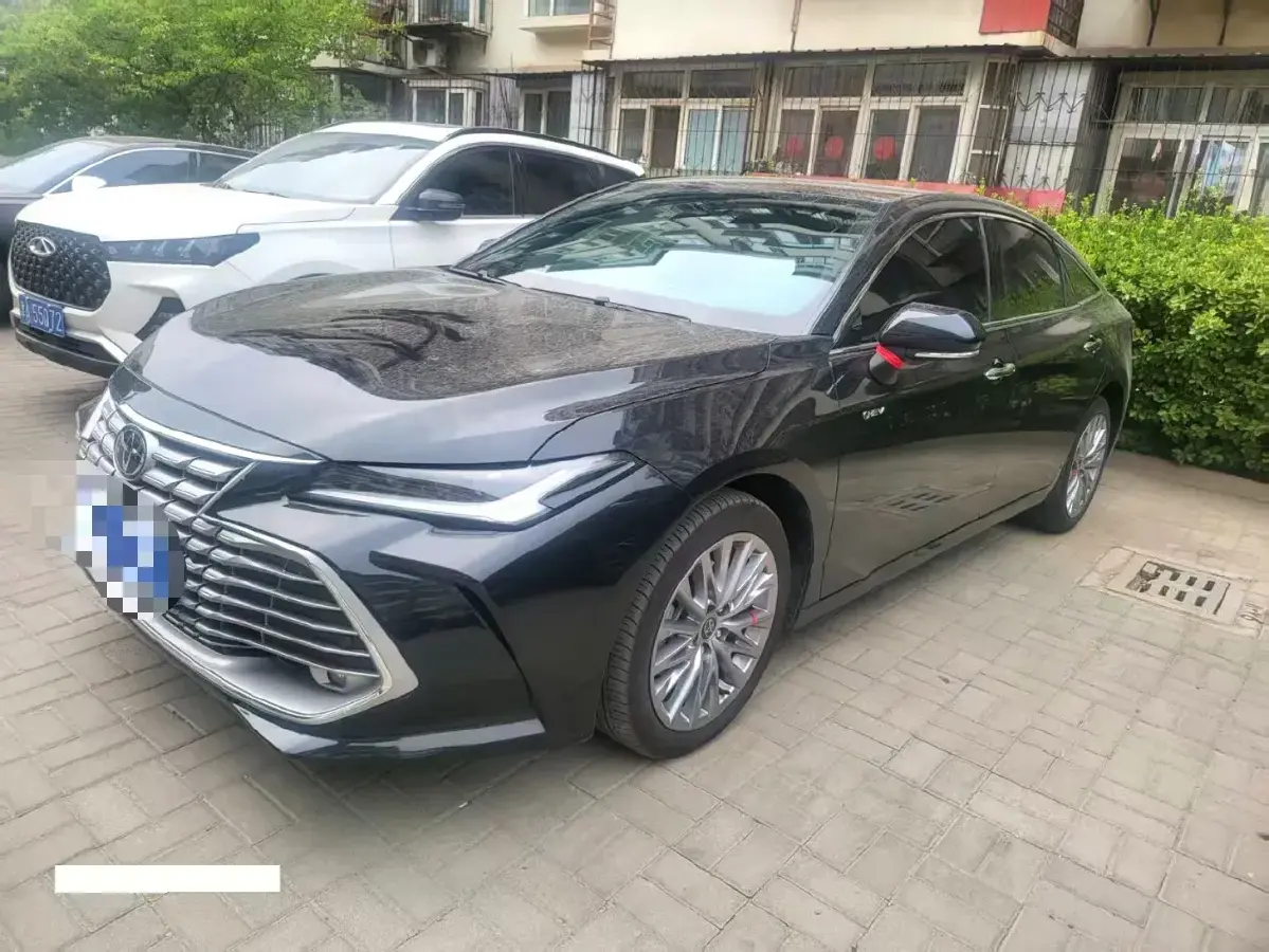 2024 Toyota Avalon 2.0L 152HP L4 E-CVT Hybrid
