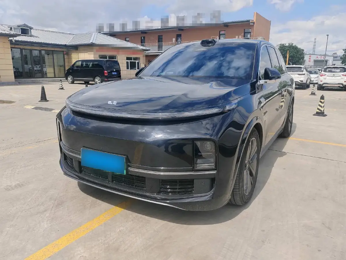 2024 Li L8 Range Extended 154HP REEV 42.8KWH