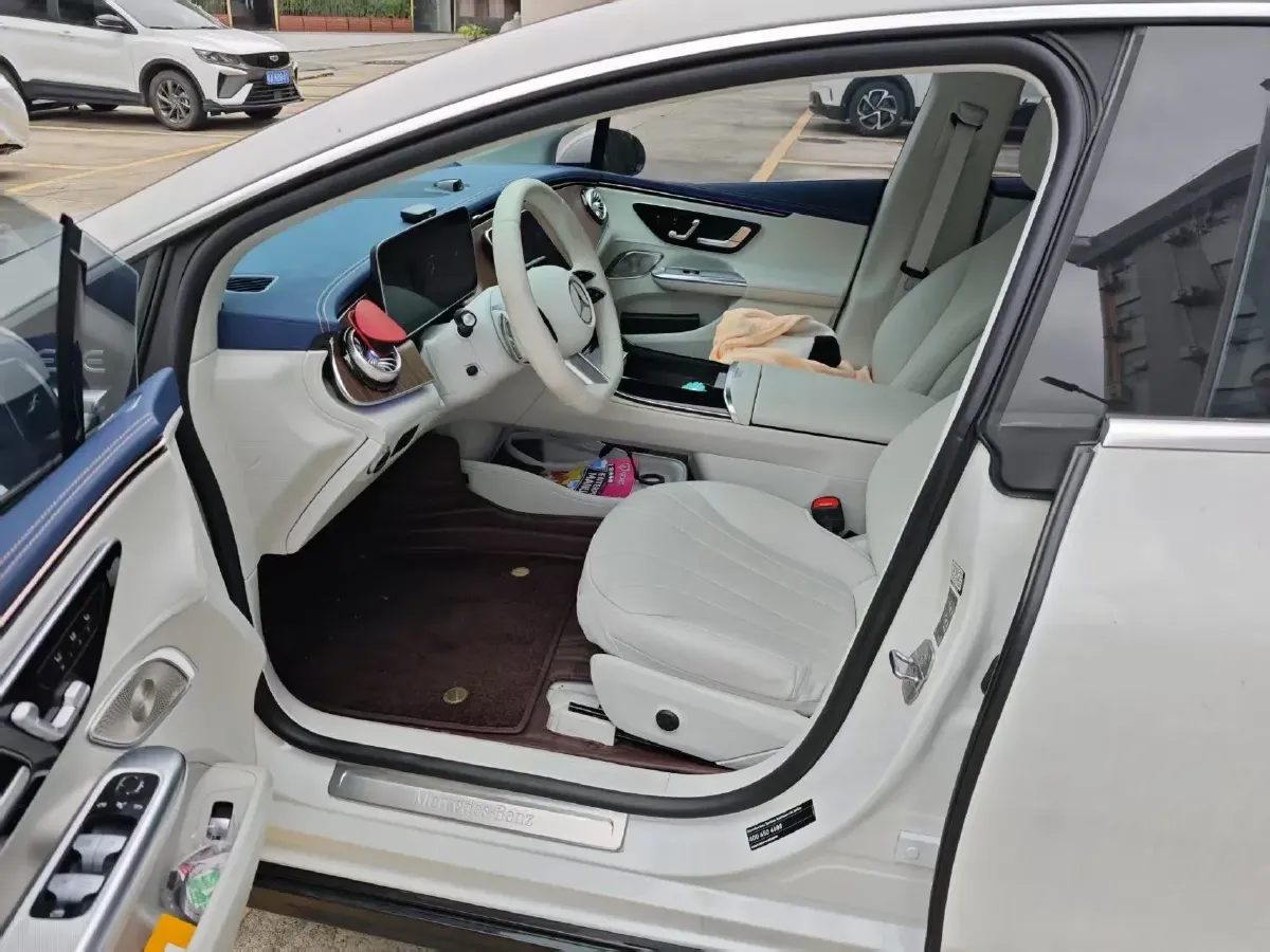 2022 Mercedes-Benz EQE Class BEV 96.1KWH,autocango,china used car exporter,china ev exporter,chinese used car exporter,chinese used ev exporter