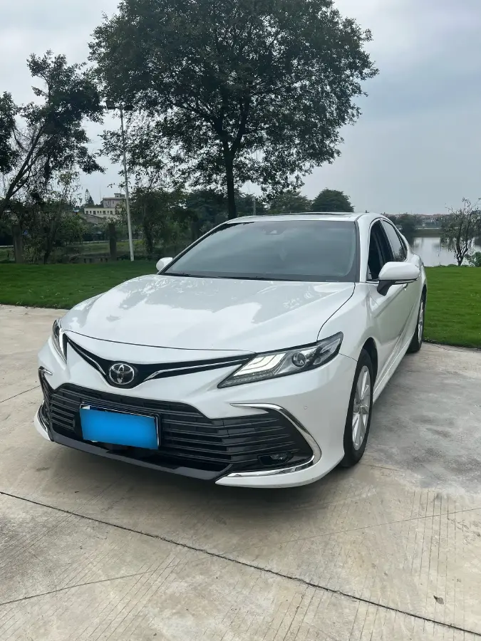 2021 Toyota Camry 2.0L 178HP L4 CVT