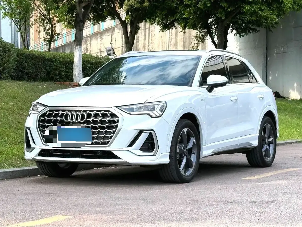 2024 Audi Q2L 1.5T 160HP L4 7DCT