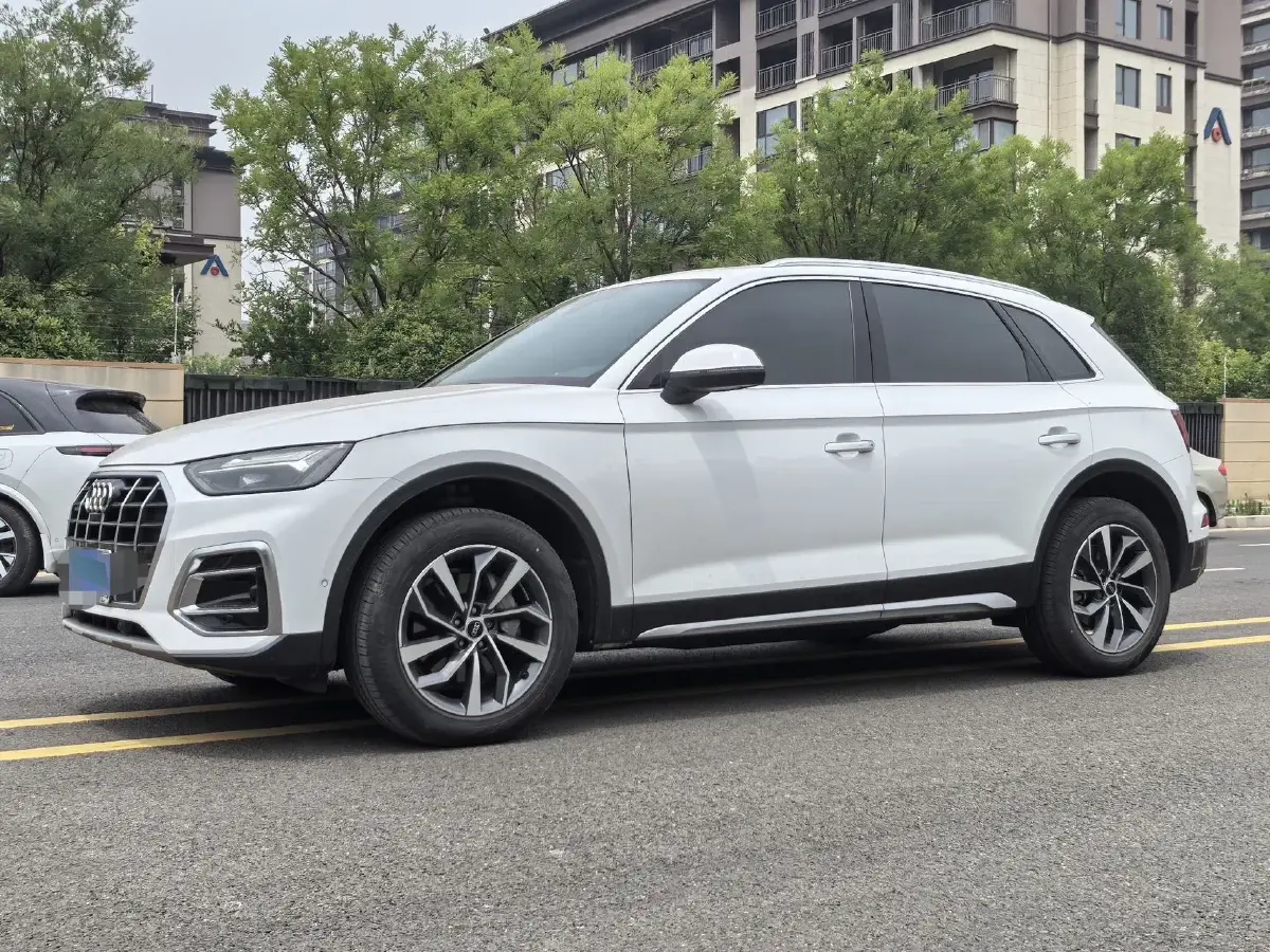 2022 Audi Q5L 2.0T 190HP L4 7DCT