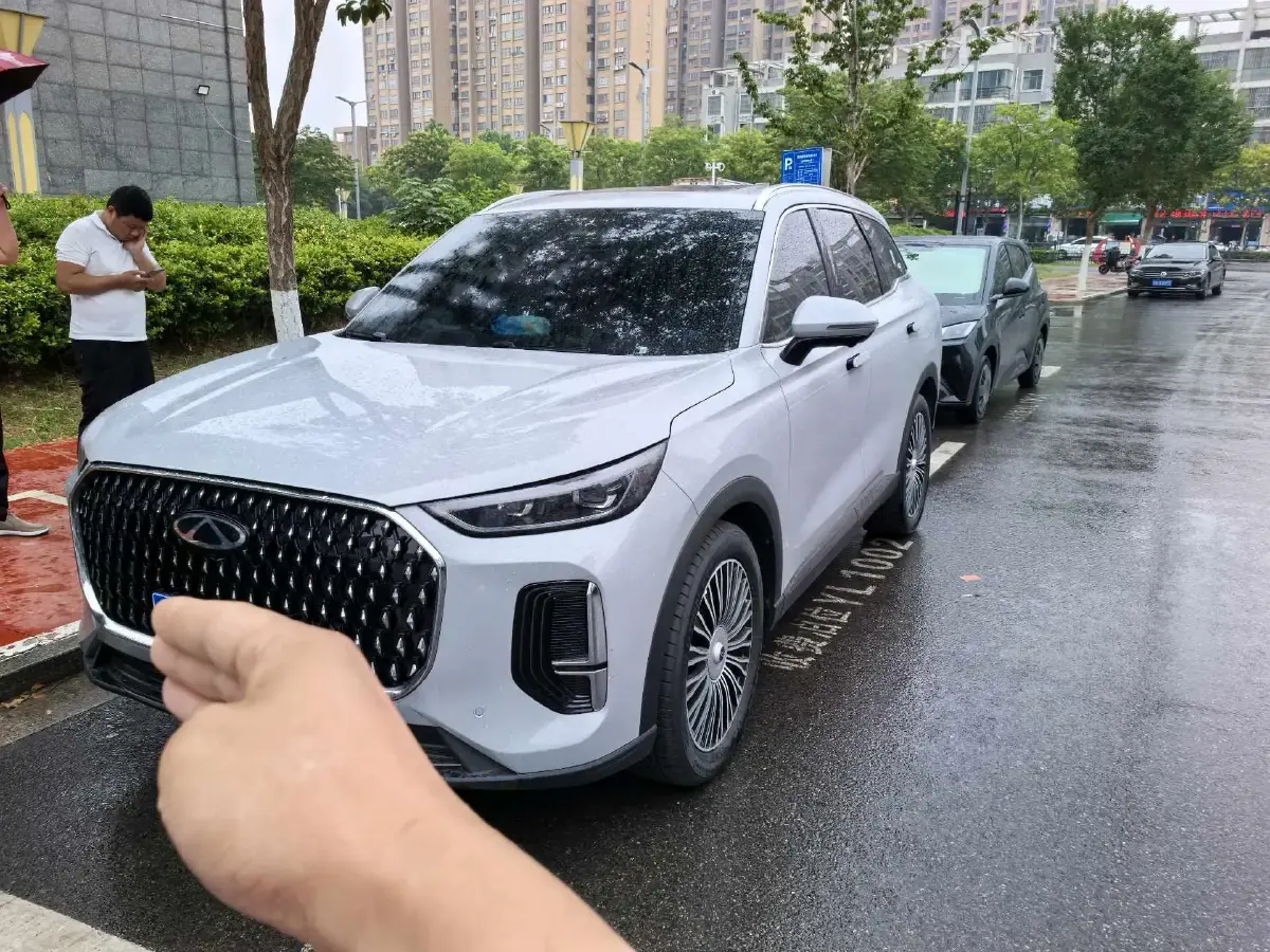 2024 Chery Tiggo8L 2.0T 254HP L4 8AT