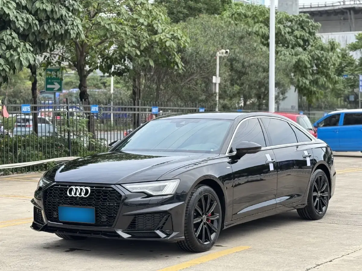 2022 Audi A6L 2.0T 224HP L4 7DCT