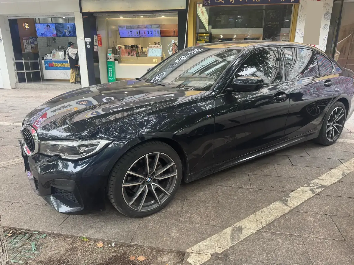 2022 BMW 3 Series 2.0T 156HP L4 8AT