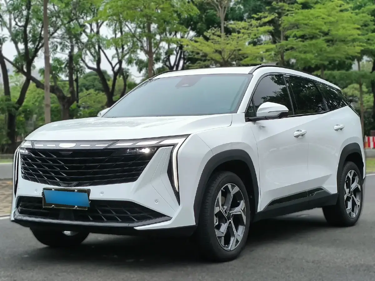 2023 Geely StarRay 1.5T 181HP L4 7DCT