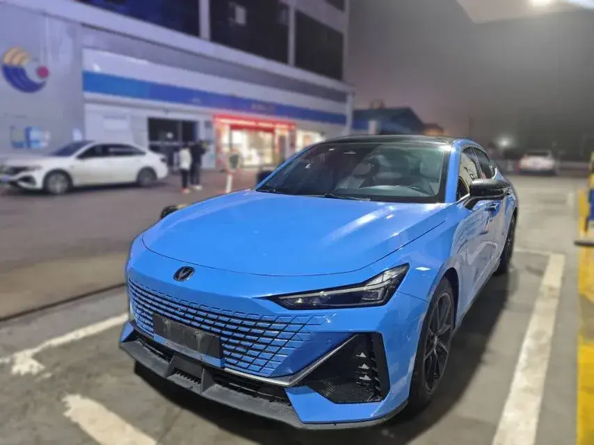 2022 ChangAn UNI-V 1.5T 188HP L4 7DCT