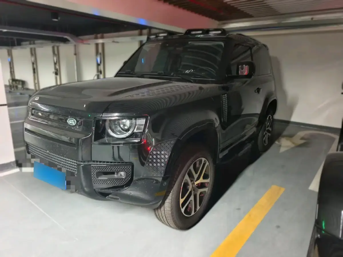 2023 Land Rover Defender 3.0T 400HP L6 8AT