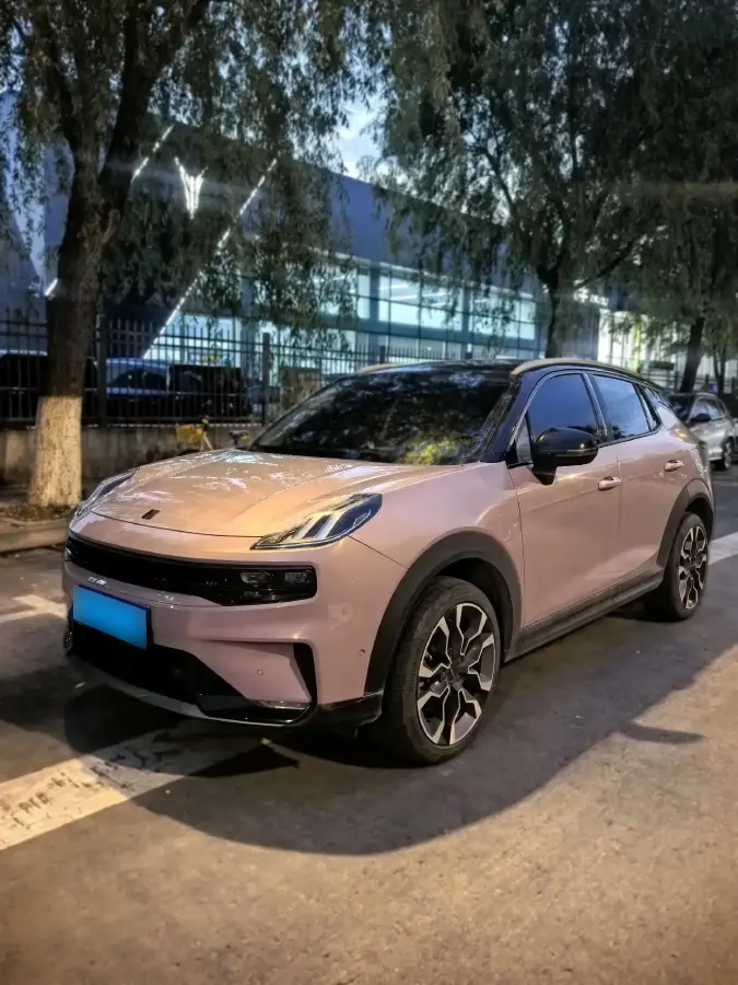 2022 LYNK&CO 06 EM-P 1.5T 177HP L3 7DCT PHEV 15.5KWH