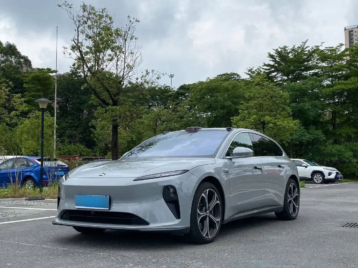 2024 NIO ET5T BEV 75KWH