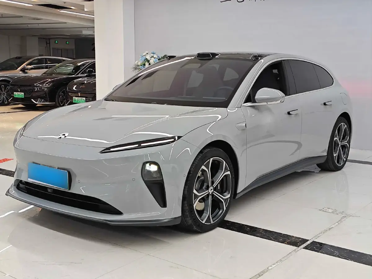 2024 NIO ET5T BEV 75KWH