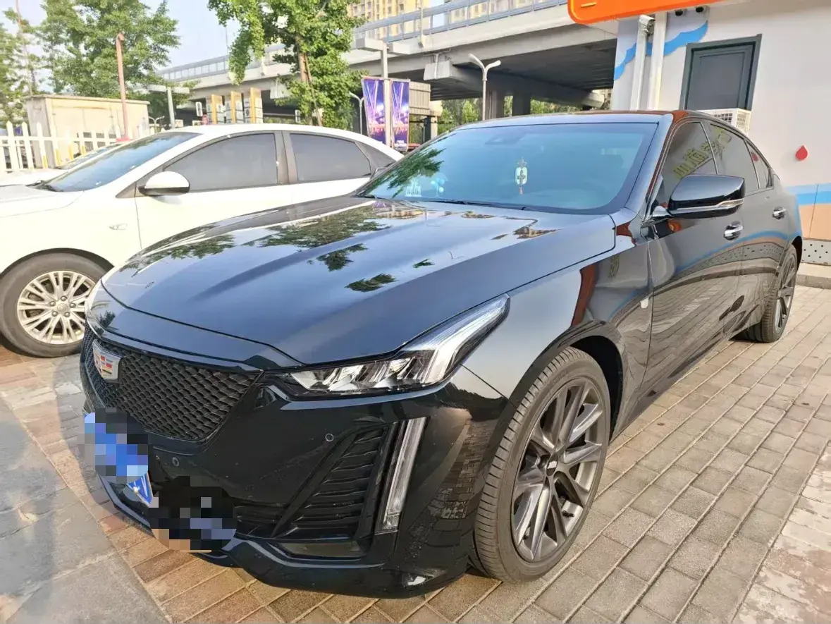 2021 Cadillac CT5 2.0T 237HP L4 10AT