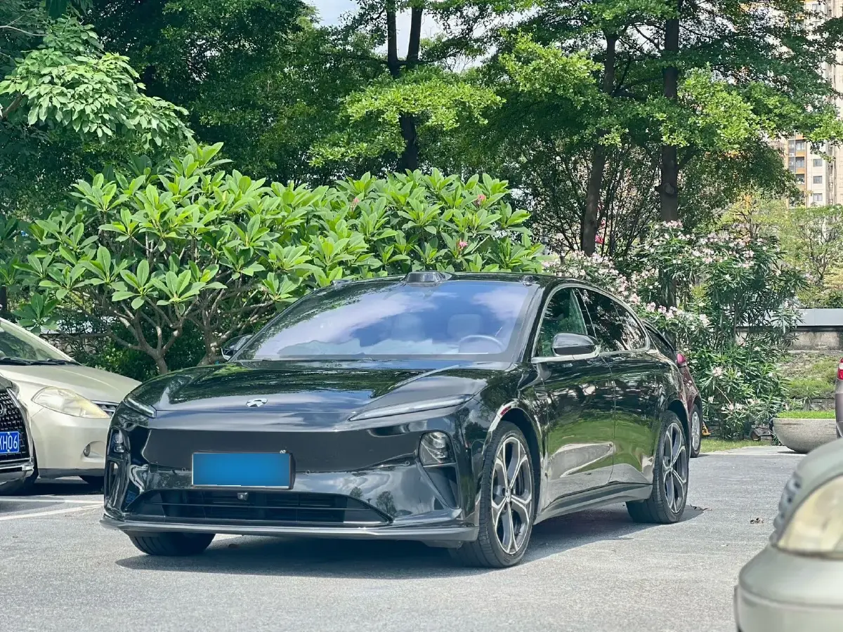 2024 NIO ET5T BEV 75KWH