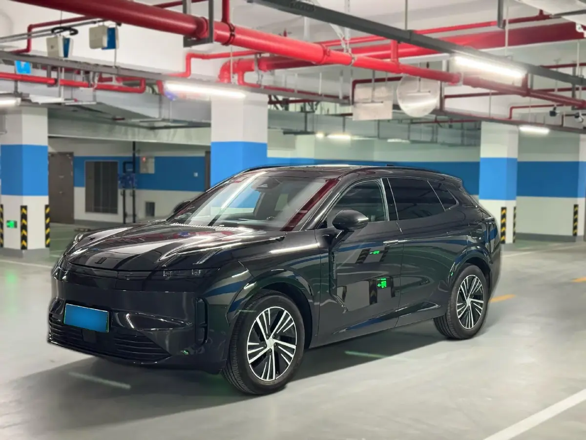 2023 LYNK&CO 08 EM-P 1.5T 163HP L4 3DHT PHEV 21.2KWH