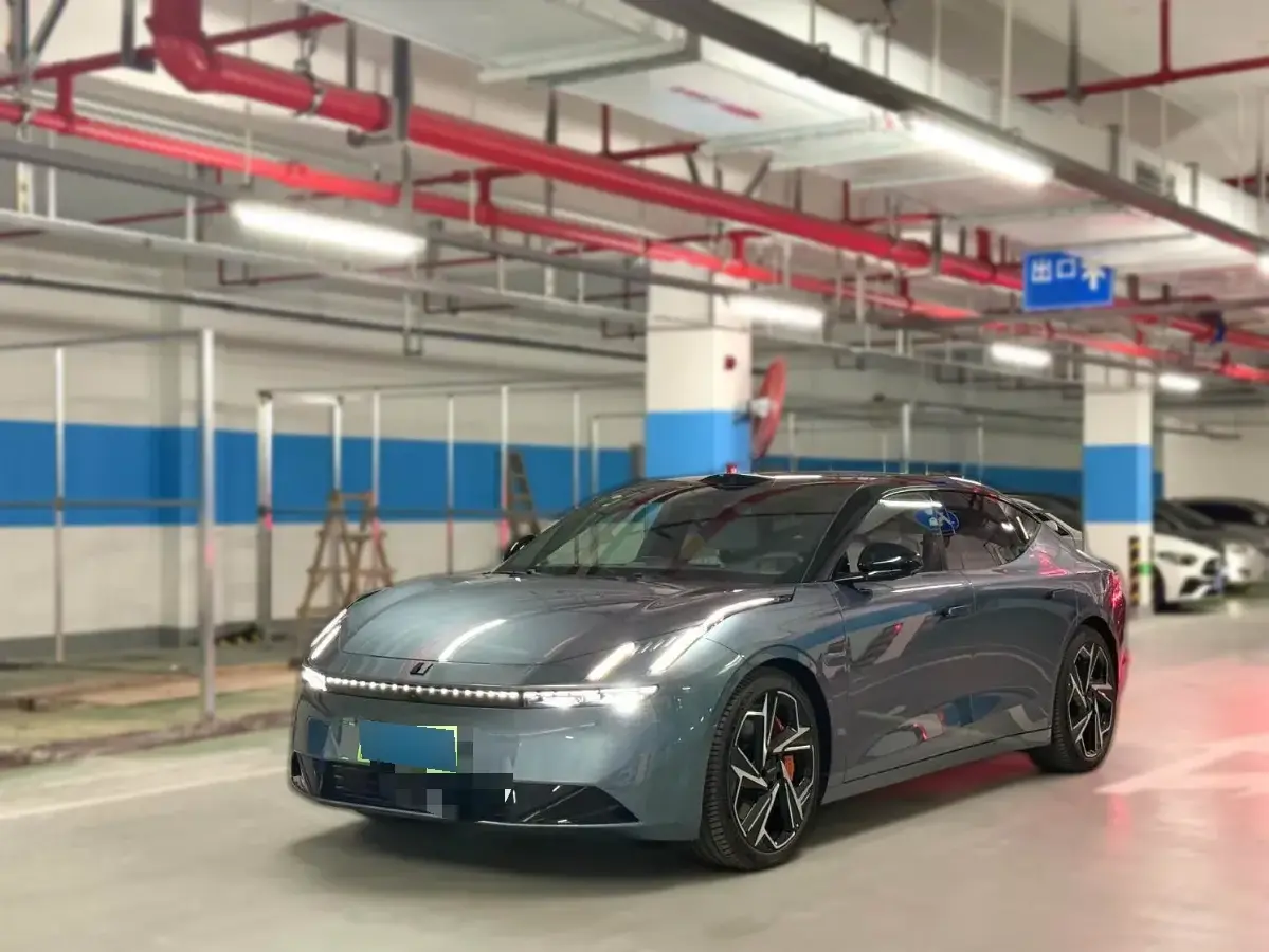 2025 LYNK&CO Z10 BEV 95KWH