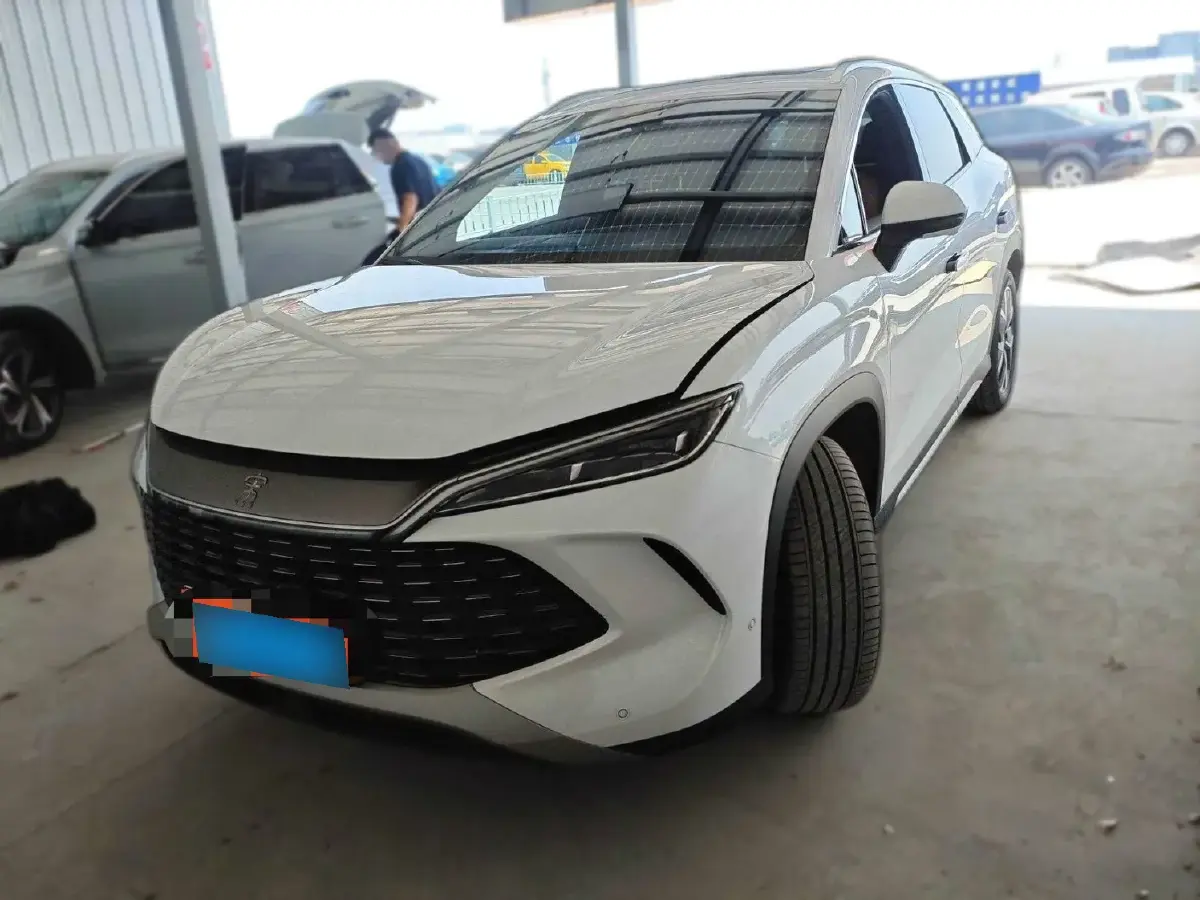 2024 BYD SongL DM-i 1.5L 101HP L4 E-CVT PHEV 26.6KWH