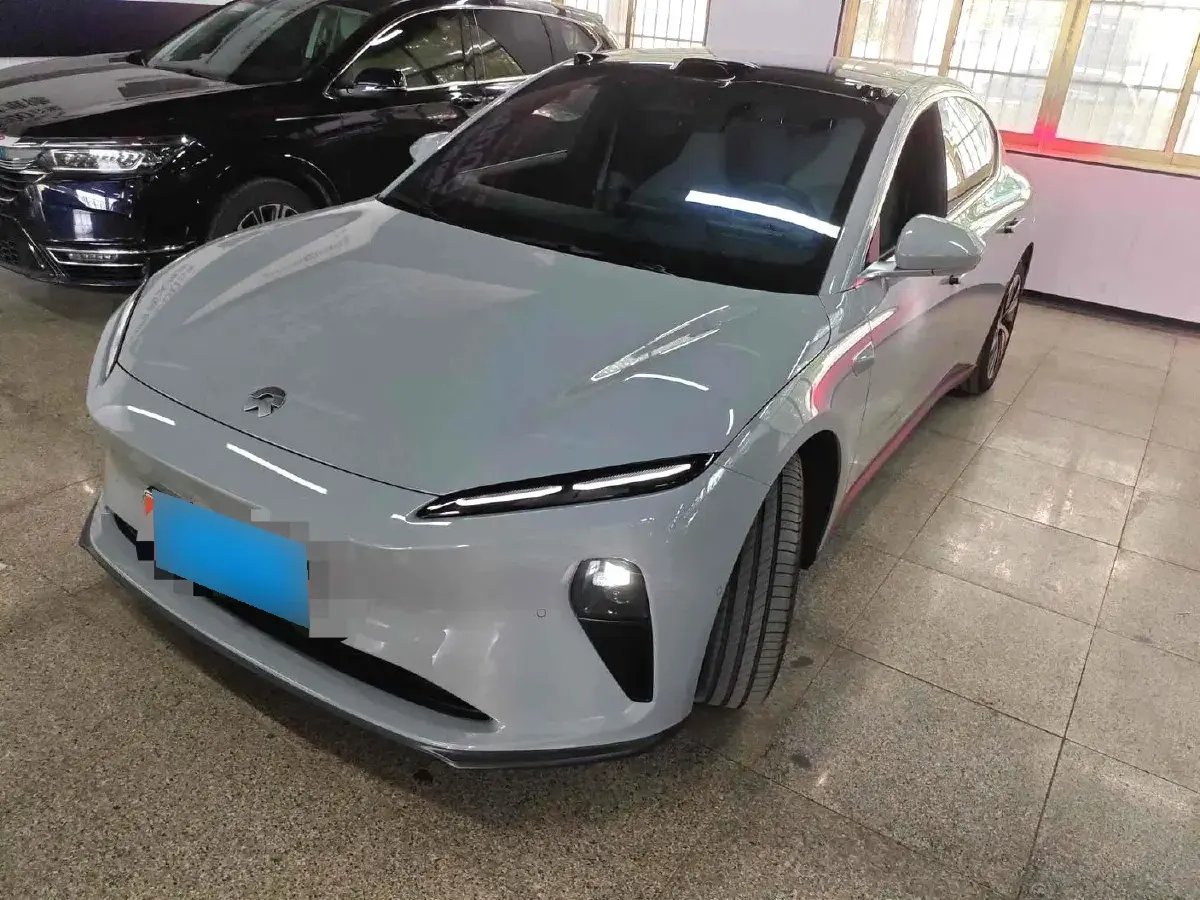2022 NIO ET5 BEV 75KWH