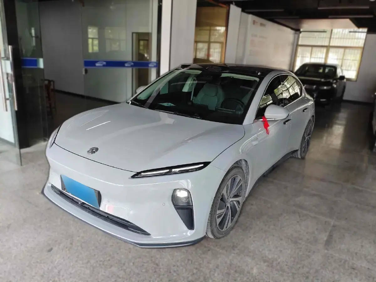 2022 NIO ET5 BEV 75KWH