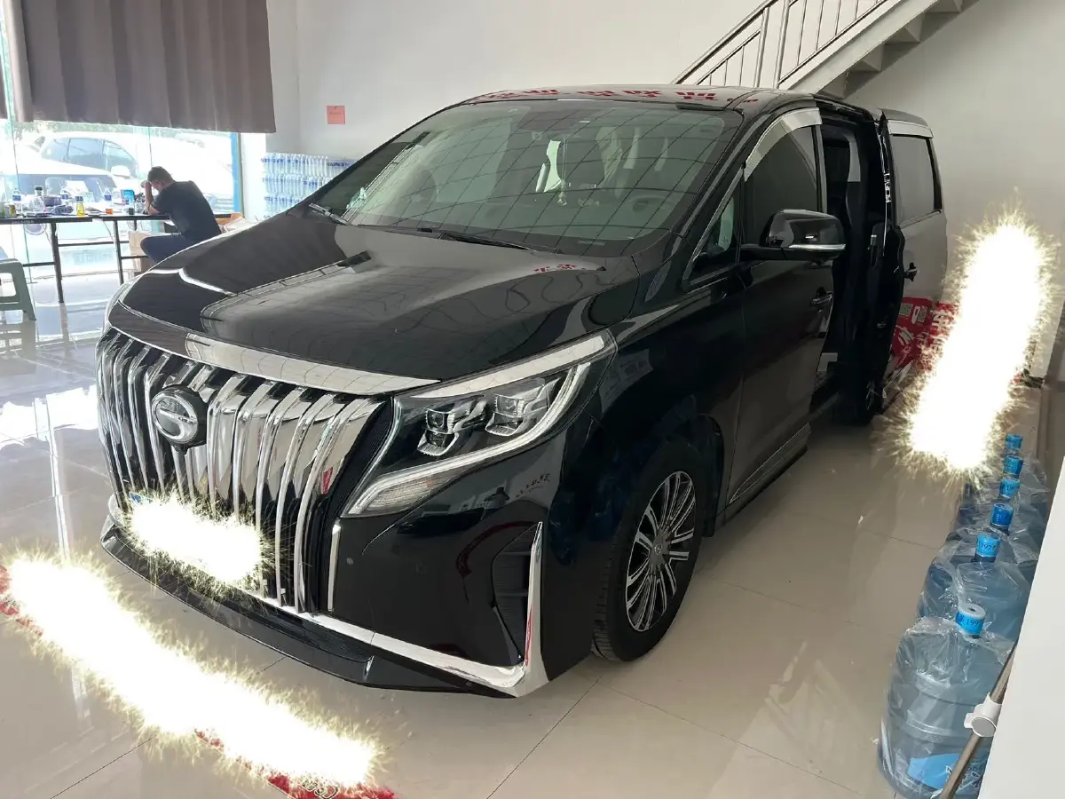 2021 GAC Trumpchi M8 2.0T 252HP L4 8AT