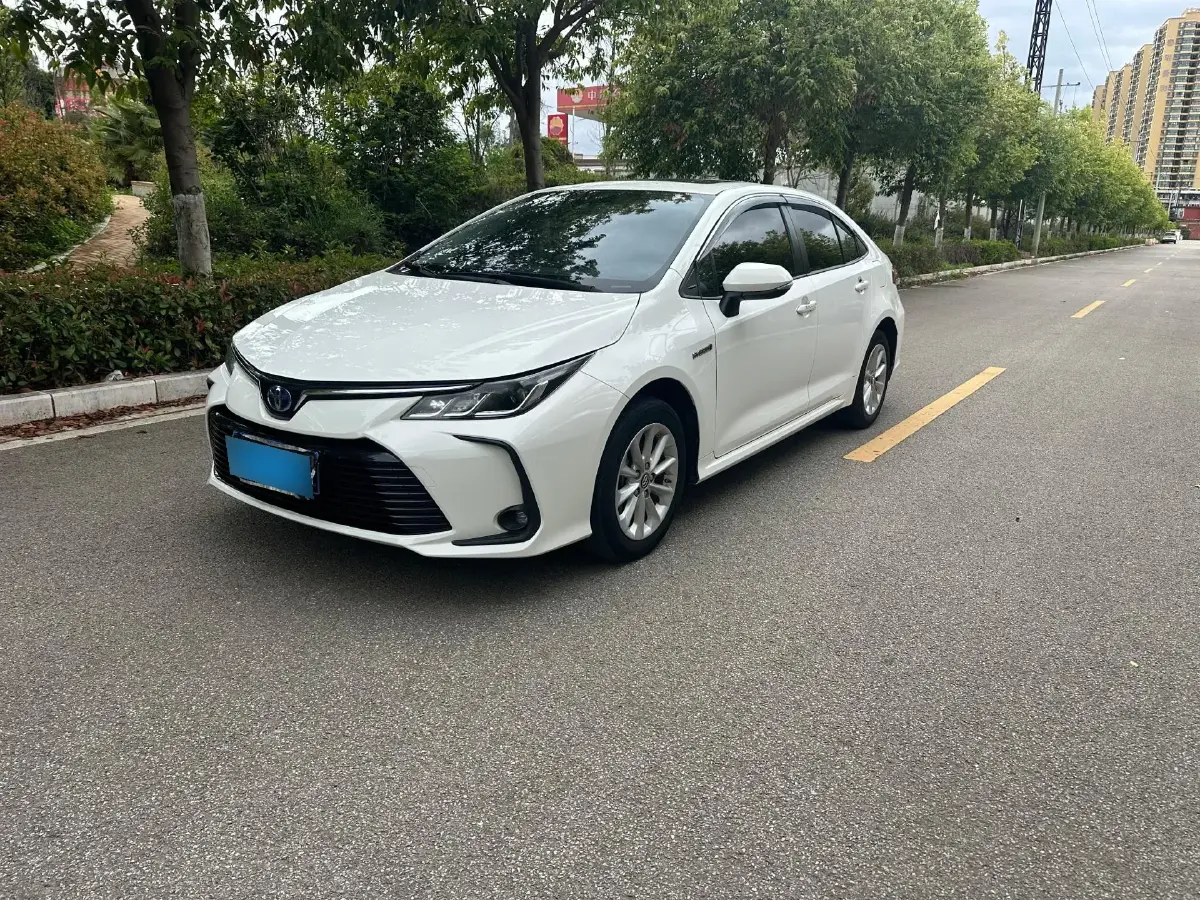 2021 Toyota Corolla 1.8L 98HP L4 E-CVT Hybrid