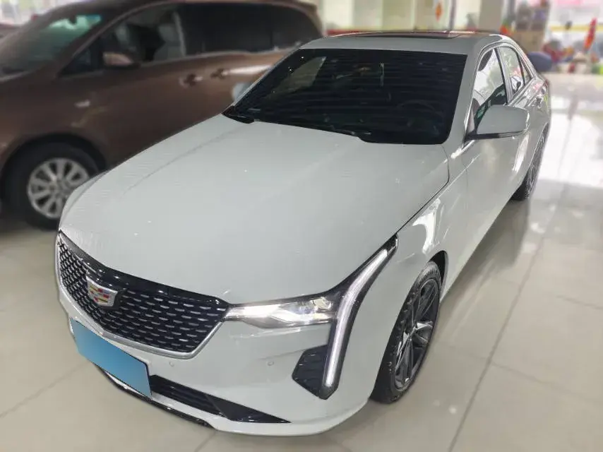 2022 Cadillac CT4 2.0T 237HP L4 8AT
