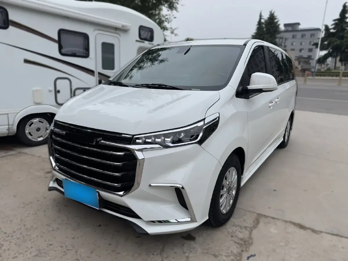 2023 MAXUS G20 2.0T 261HP L4 8AT