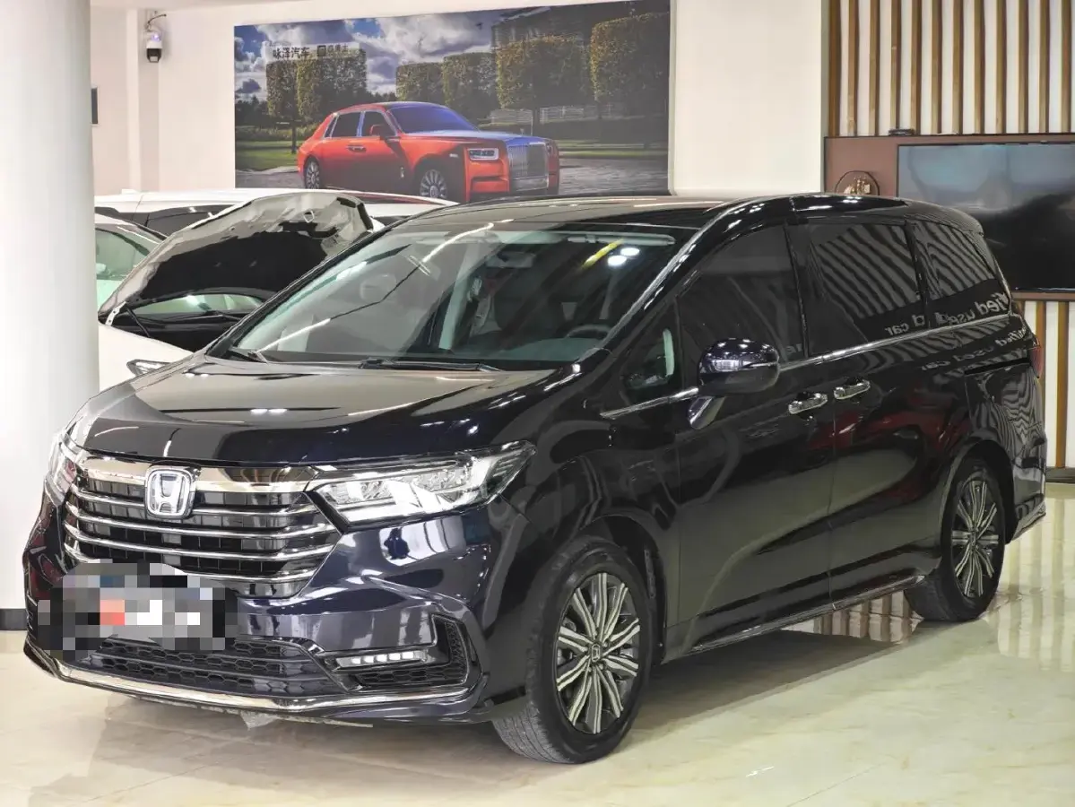 2022 Honda Odyssey 2.0L 146HP L4 E-CVT Hybrid