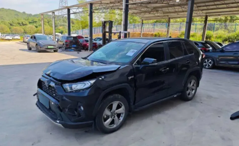 2022 Toyota RAV4 Hybird E+ 2.5L 180HP L4 E-CVT PHEV 15.984KWH
