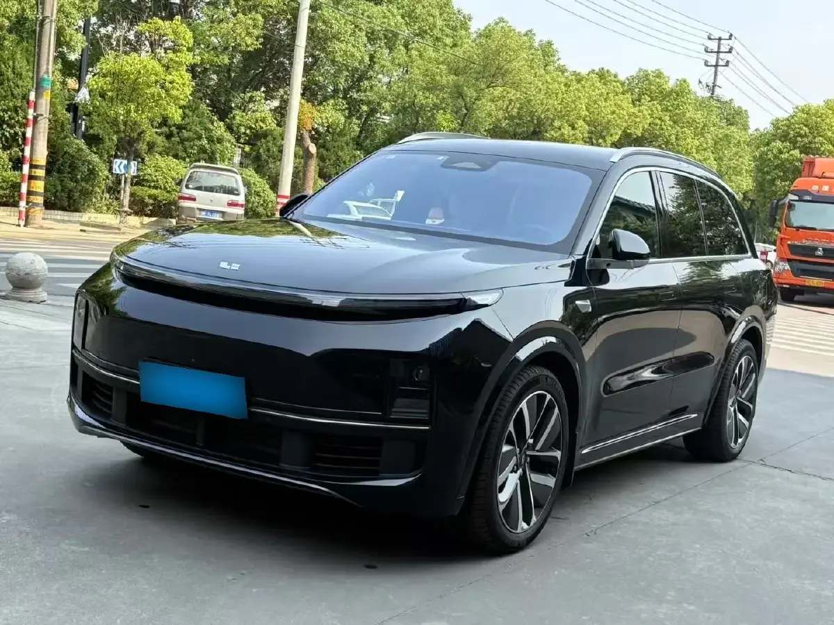 2023 Li L8 Range Extended 154HP REEV 40.9KWH
