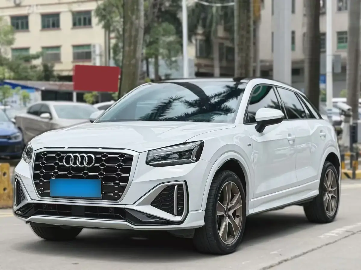 2022 Audi Q2L 1.4T 150HP L4 7DCT
